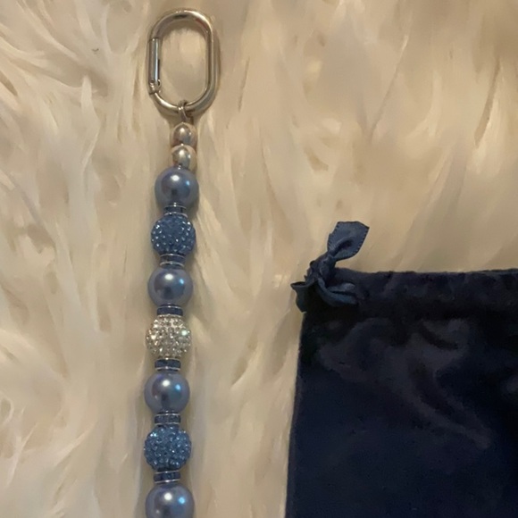LD Key Finder Blue Beaded Keychain with Pouch - Picture 6 of 6
